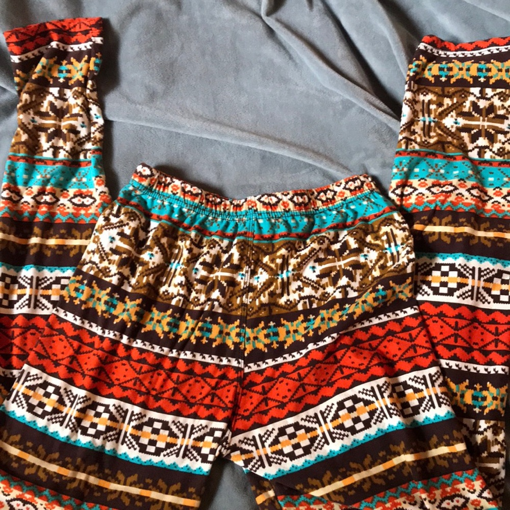 Patterned leggings